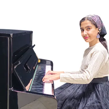 پارمیس قبادی